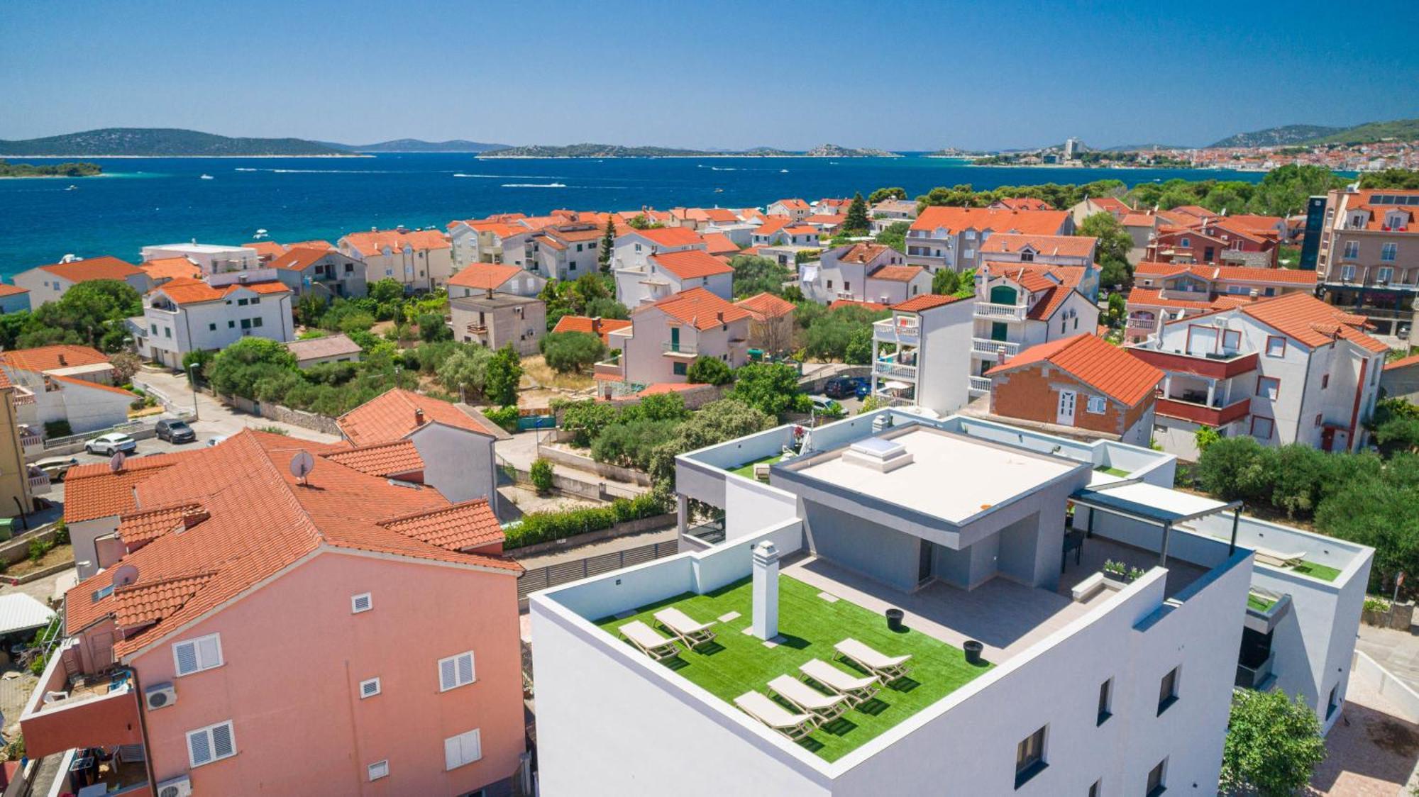 Apartments Okit Vodice Buitenkant foto