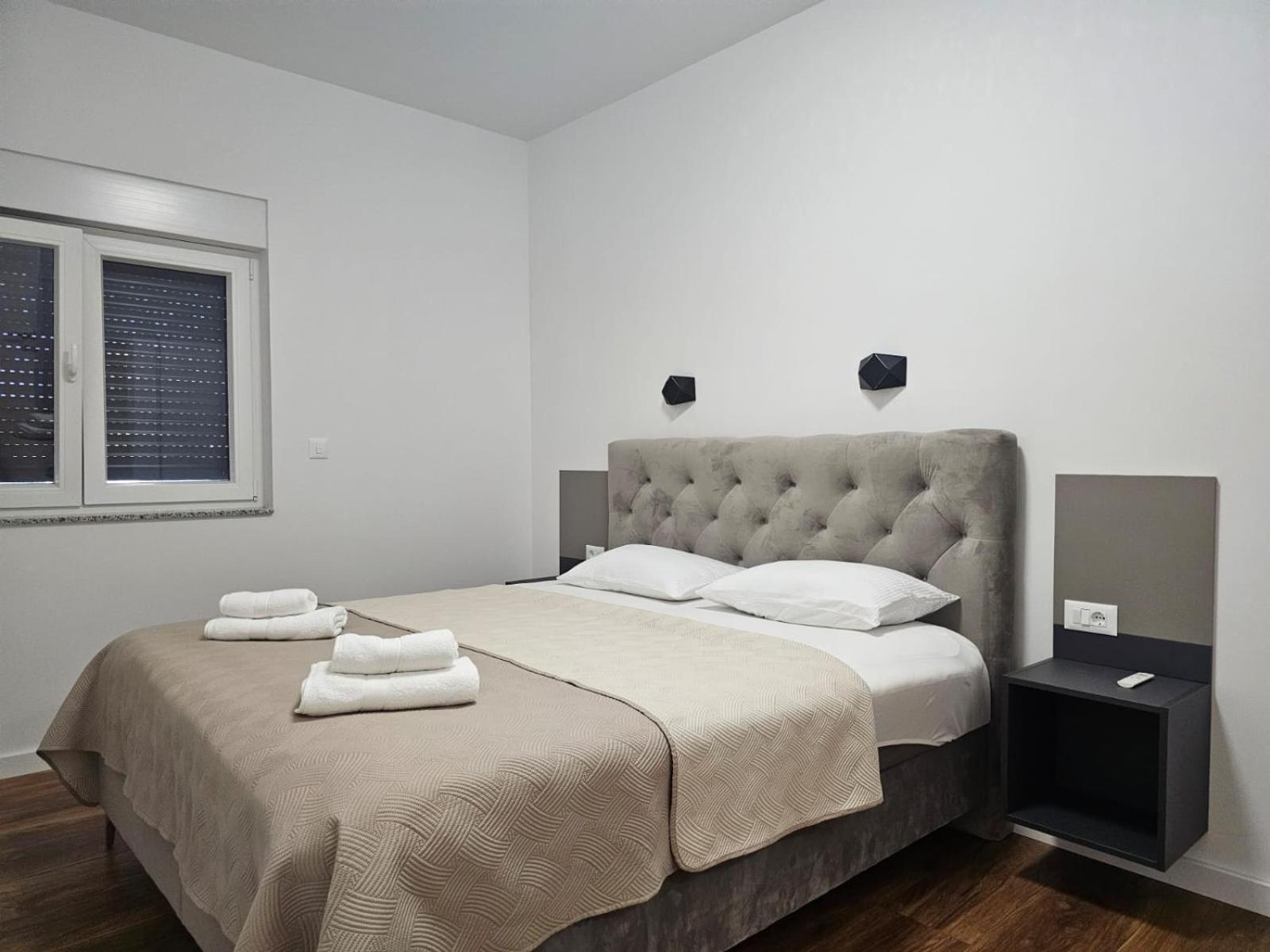 Apartments Okit Vodice Buitenkant foto